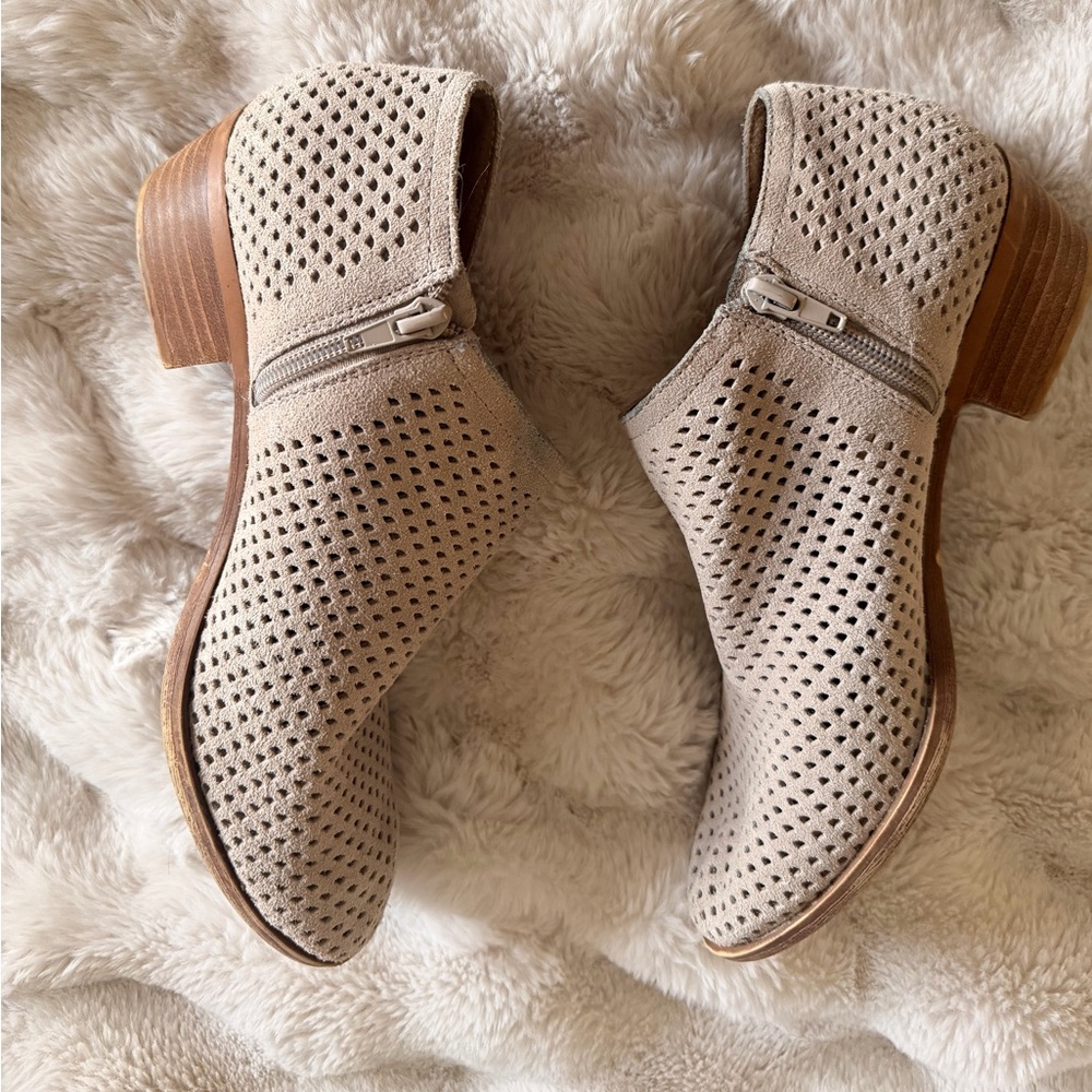 Lucky Brand Perforated Tan Leather Ankle Booties